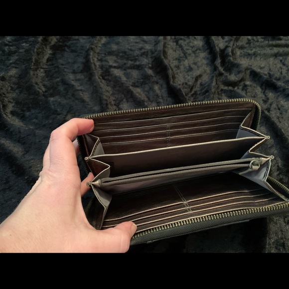 Coach Wallet - Picture 2 of 2